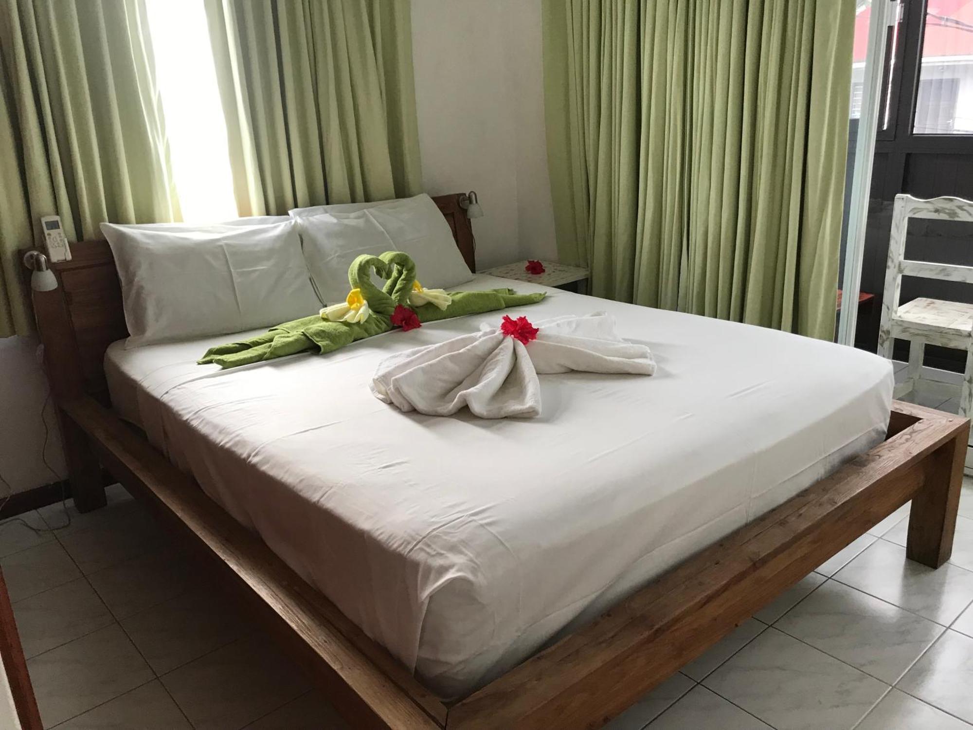 Royale Self Catering Apartments Anse Royale Exteriér fotografie